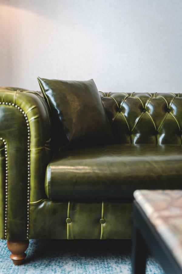 Bristol Hotel Podgorica Ngoại thất bức ảnh